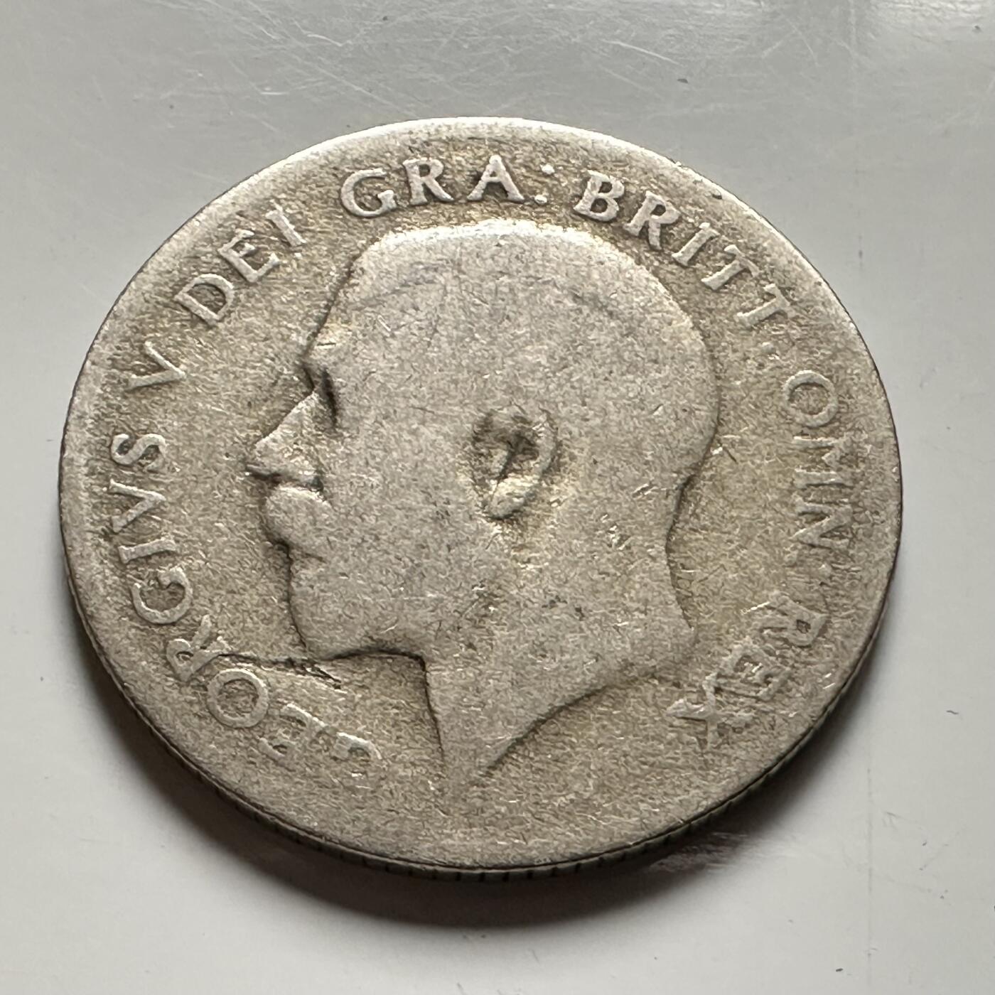 🌹外币初藏🌹🐯2026年第36场   每周二四六晚8️⃣点 接代拍 英国 1922年1先令银币 50%银-5.66g-23.5mm a