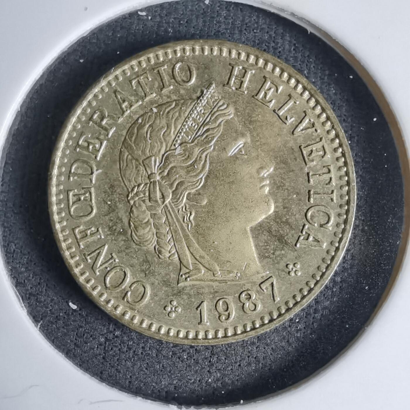 沼泽如烟--第1042场 瑞士1987年五分