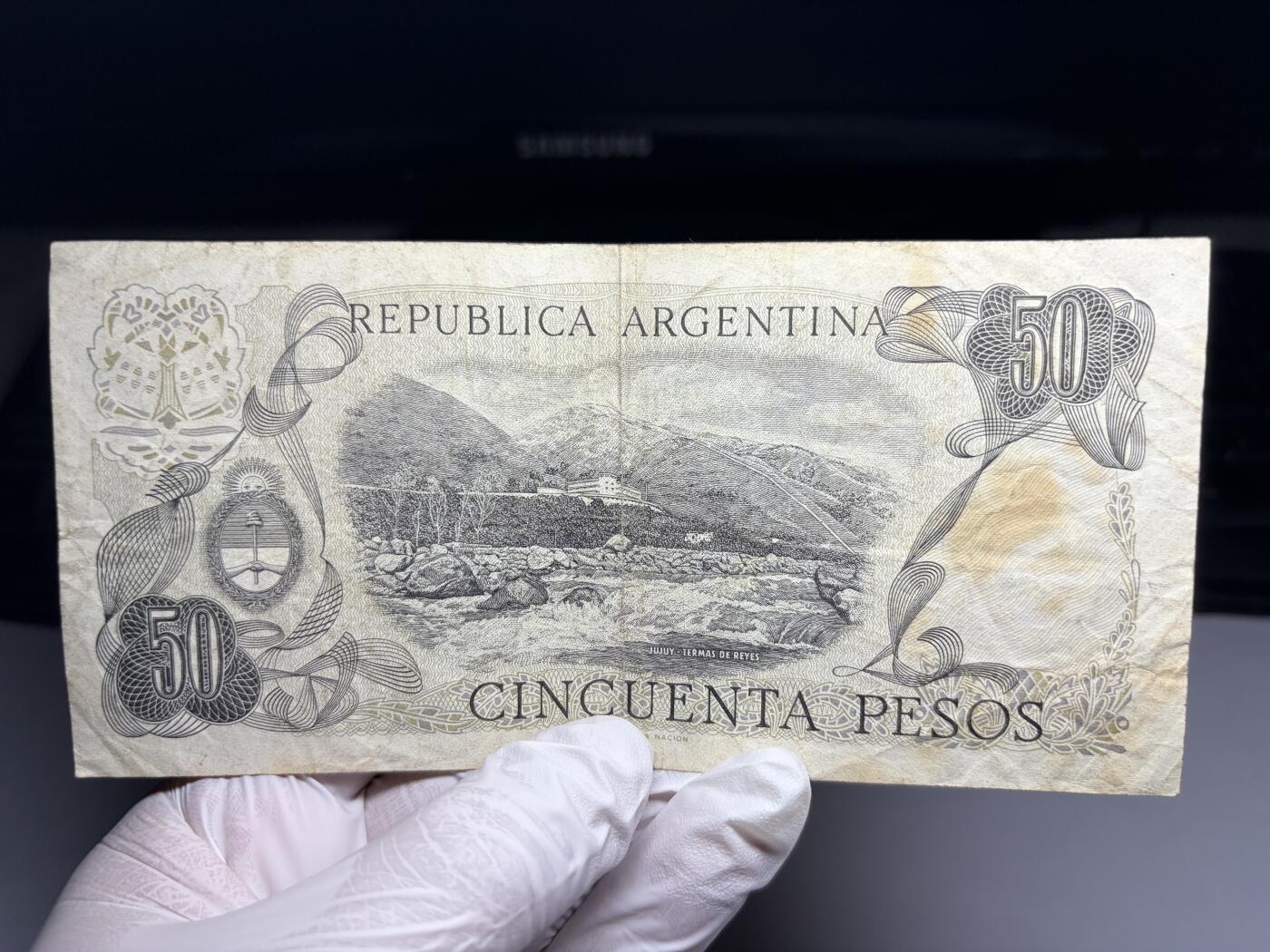 2026年集古藏今外币拍卖第三期-第10场—（总第320拍-纸币专场），本期拍完结算一次，发货时间2-3天，休息几天后继续新的一期拍卖。