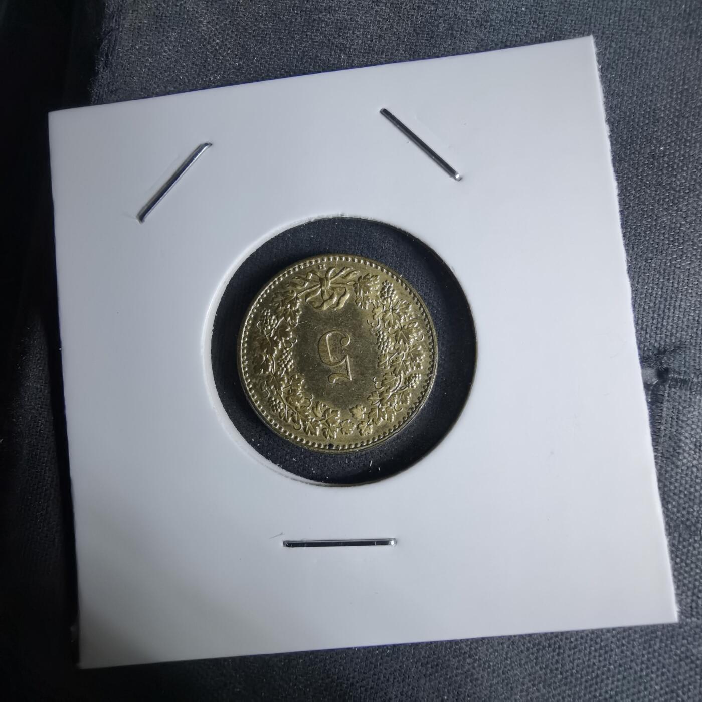 沼泽如烟--第1042场 瑞士2013年五分