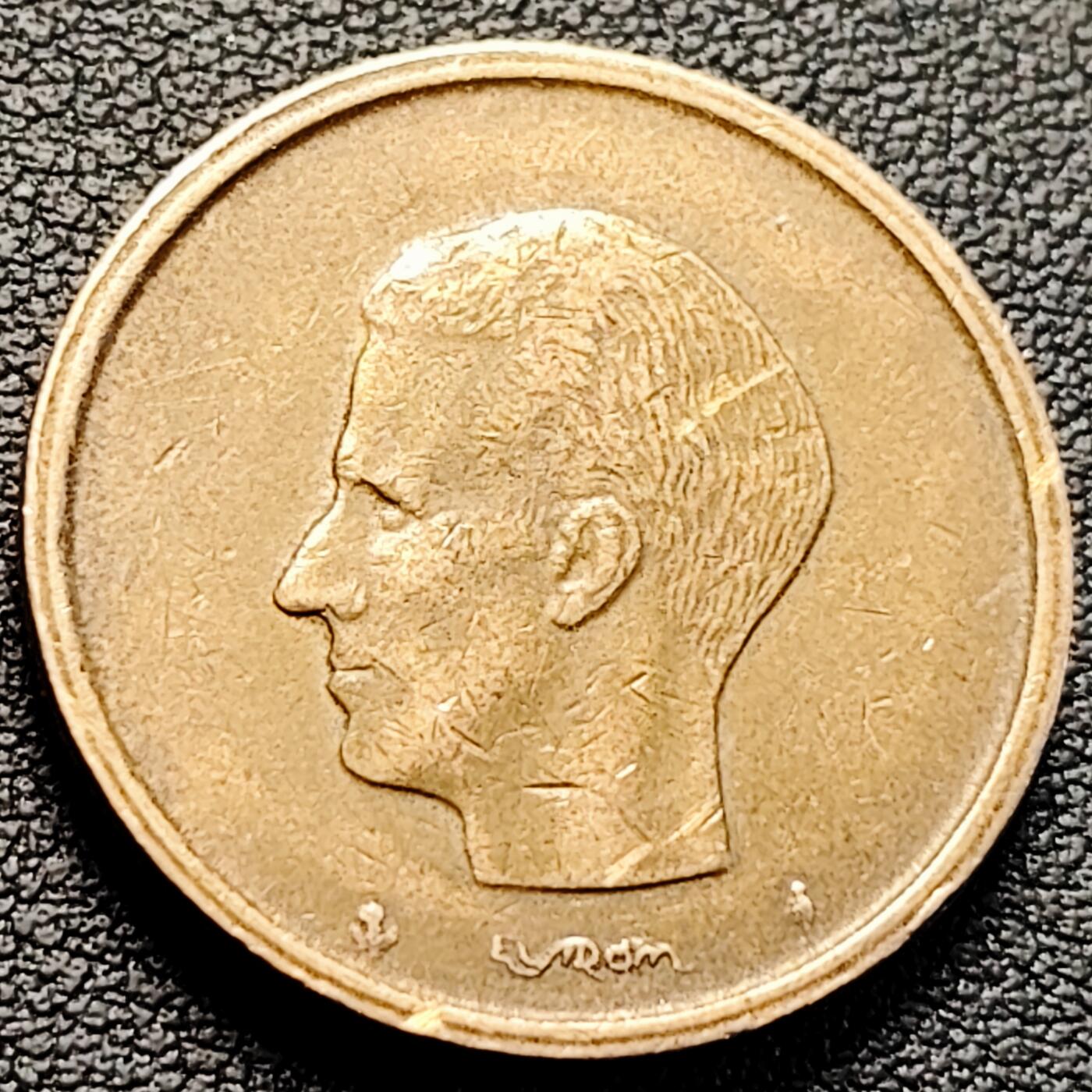 泉币菌-第219场-拍品多 请提前出价 。