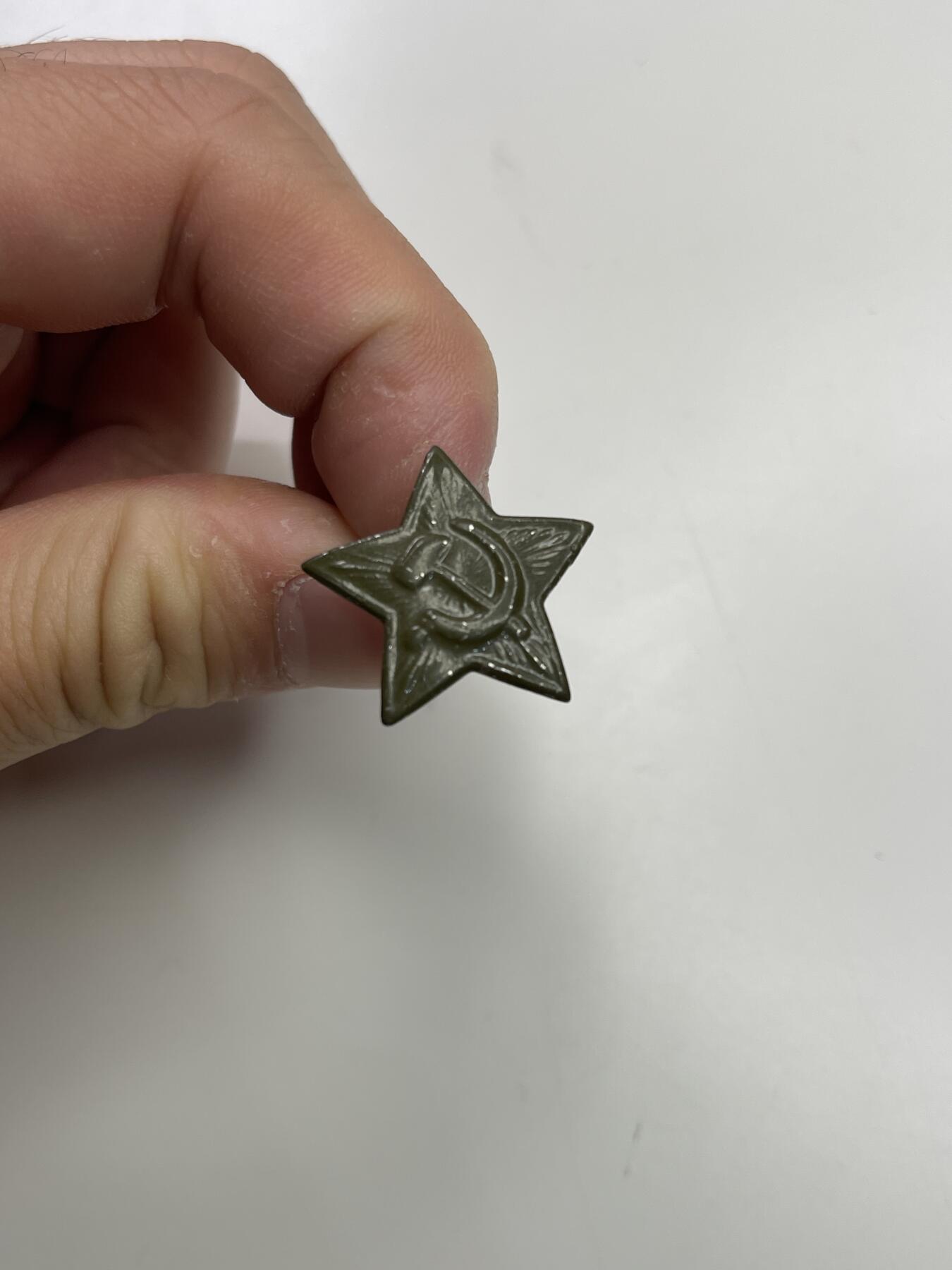 新时代收藏快速小拍 拍卖本周一线所得新货 4月2日场 苏联野战船帽绿色油漆帽徽