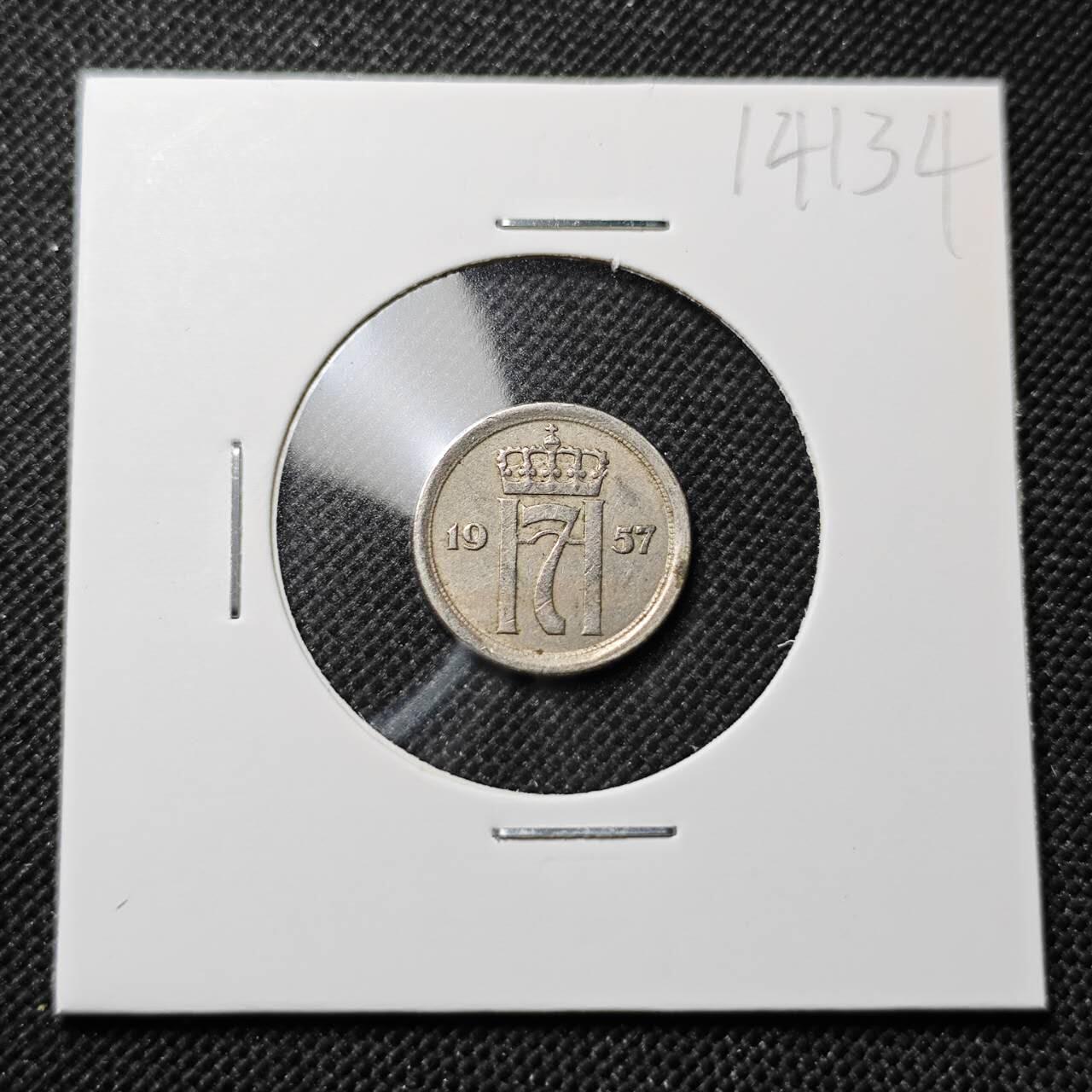 KK钱币收藏小铺  第414期 2月预留时间 周末发货 1957挪威10欧尔 