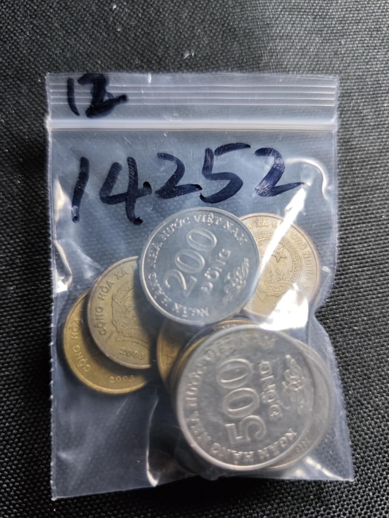 KK钱币收藏小铺  第414期 2月预留时间 周末发货  越南一组12枚