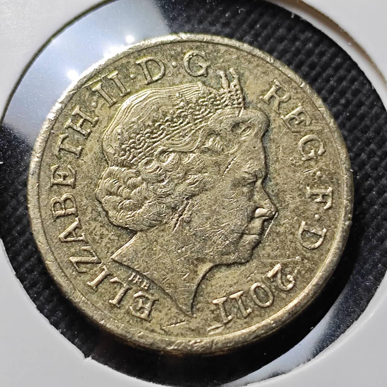 KK钱币收藏小铺  第414期 2月预留时间 周末发货  2011英国1镑 盾