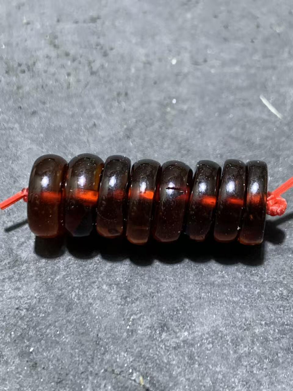 乌克兰血珀隔片一组，