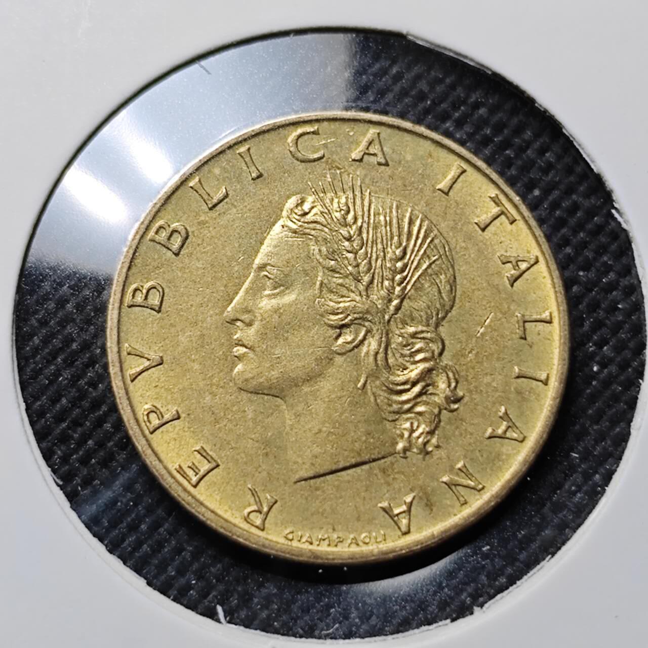 KK钱币收藏小铺  第414期 2月预留时间 周末发货 1972意大利20里拉 