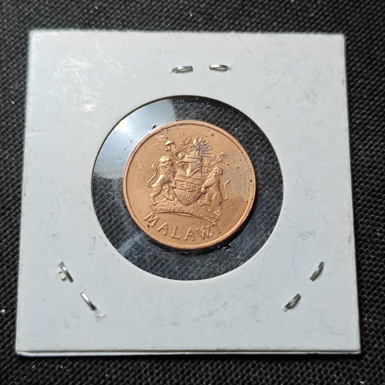 KK钱币收藏小铺  第414期 2月预留时间 周末发货 1995马拉维2坦巴拉