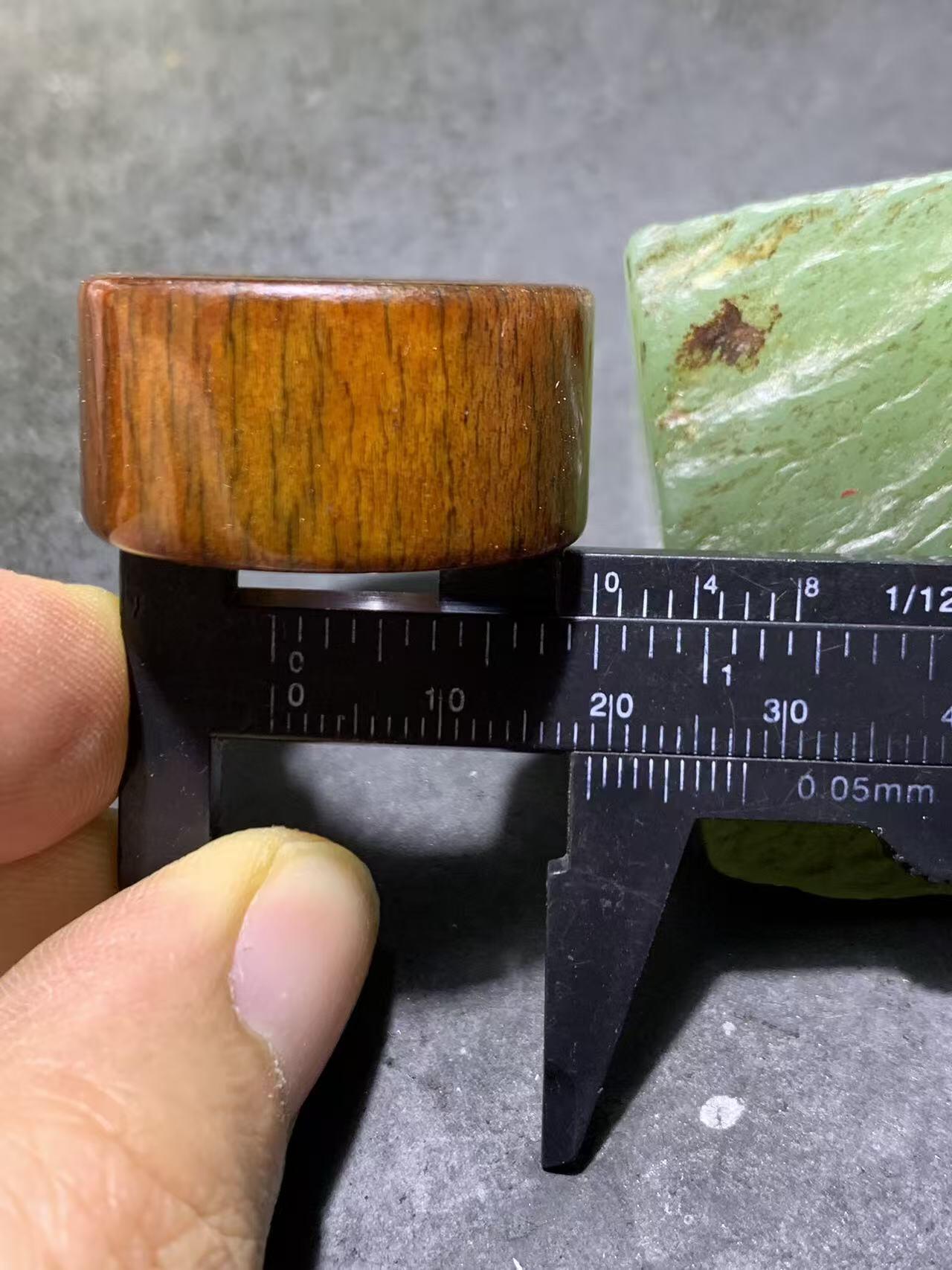 精美骨圈扳指（戒指，圈）一个，