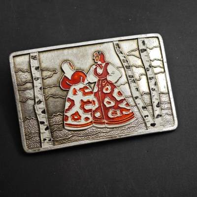 3月30日结束，成斌徽章钱币专场（ - 苏联白桦林与俄罗斯少女民俗纪念章