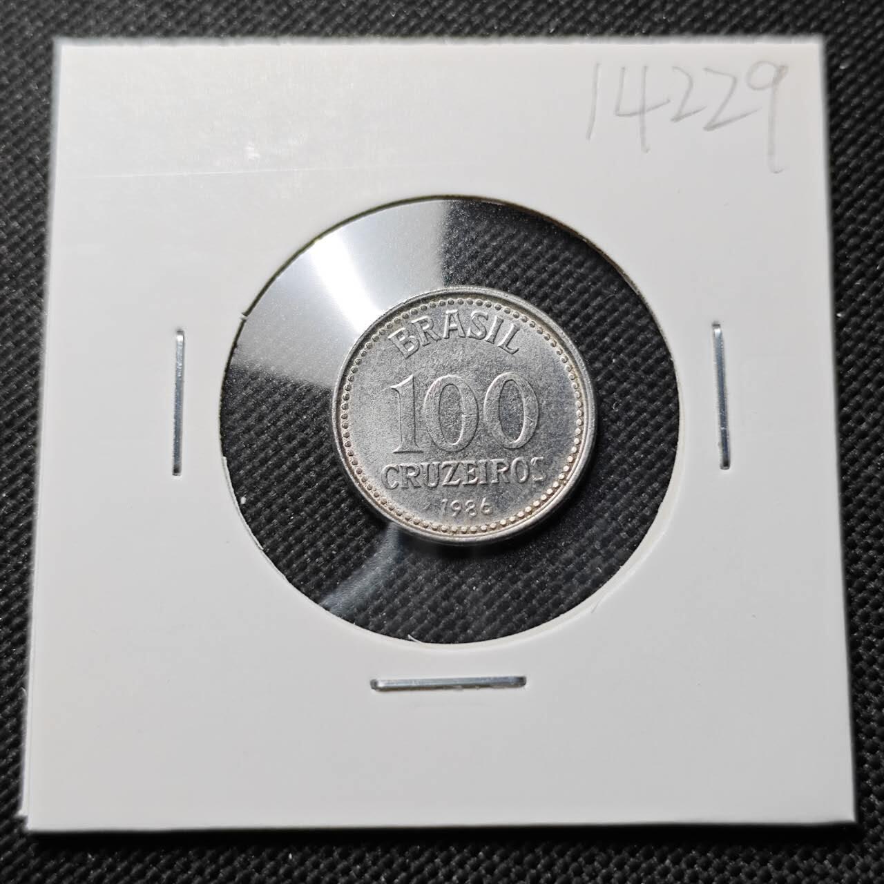 KK钱币收藏小铺  第414期 2月预留时间 周末发货 1986巴西100分 