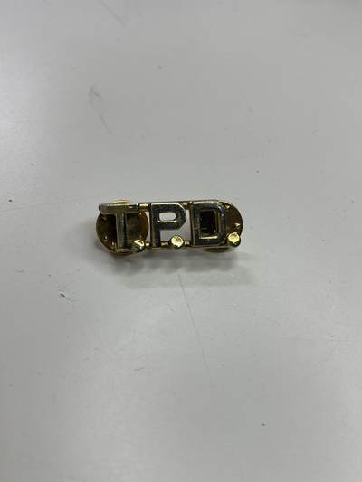 新时代收藏快速小拍 拍卖本周一线所得新货 4月2日场 - 美国警察领章