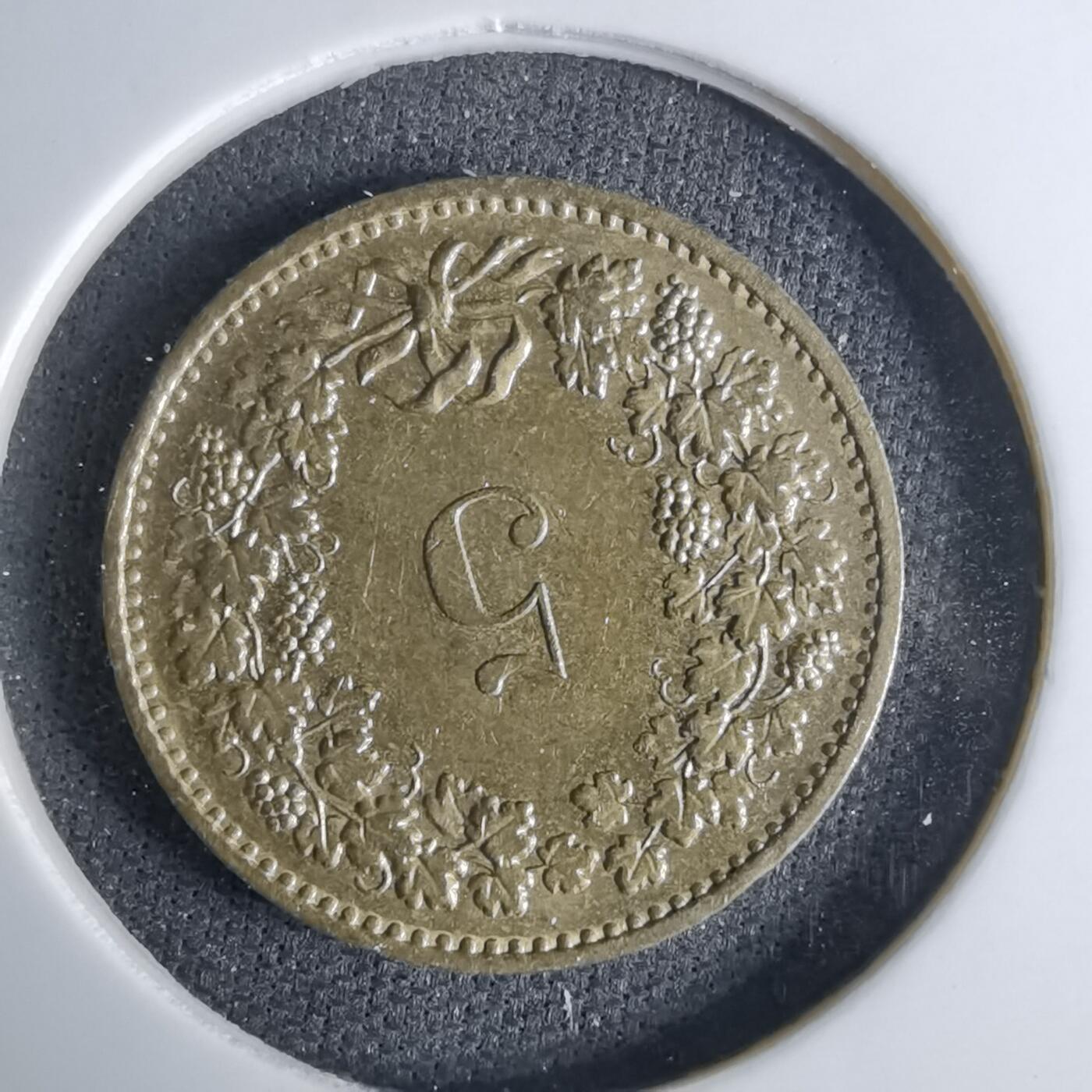 沼泽如烟--第1042场 瑞士1982年五分