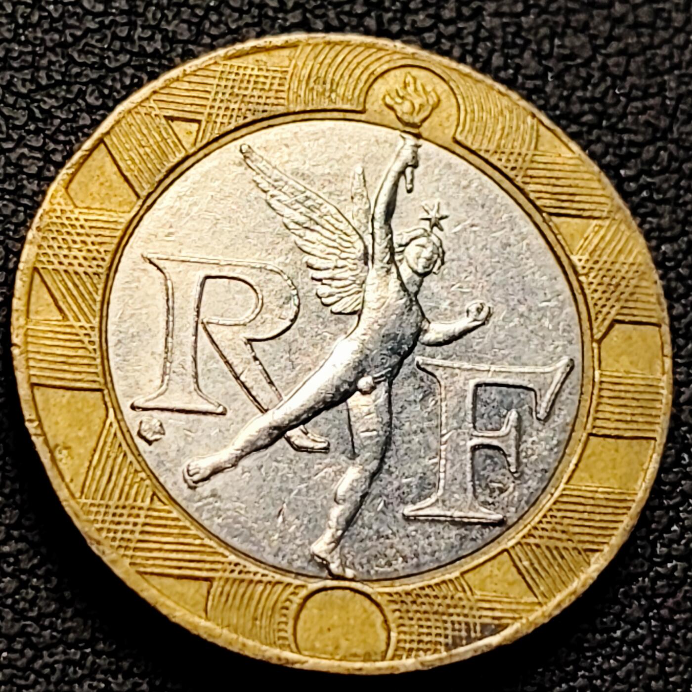 泉币菌-第219场-拍品多 请提前出价 。