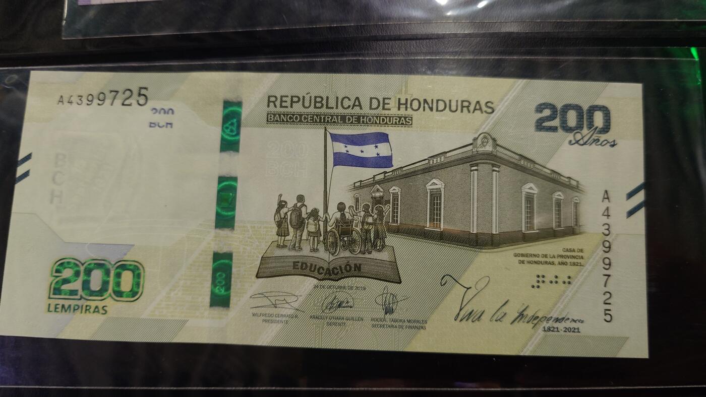 世界钱币～微拍第242期暨2026年第23期  老库存每款各1-2张清仓低价起拍