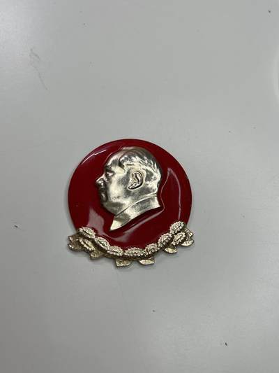 新时代收藏快速小拍 拍卖本周一线所得新货 4月2日场 - 精品像章 高干像章 最高学府高等军事学院 李云龙上过的学校像章