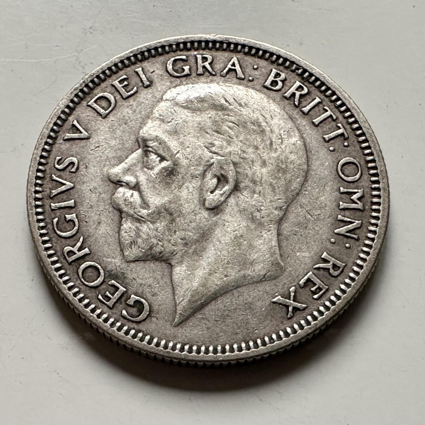 🌹外币初藏🌹🐯2026年第36场   每周二四六晚8️⃣点 接代拍 英国 1935年1先令银币 50%银-5.66g-23.5mm a