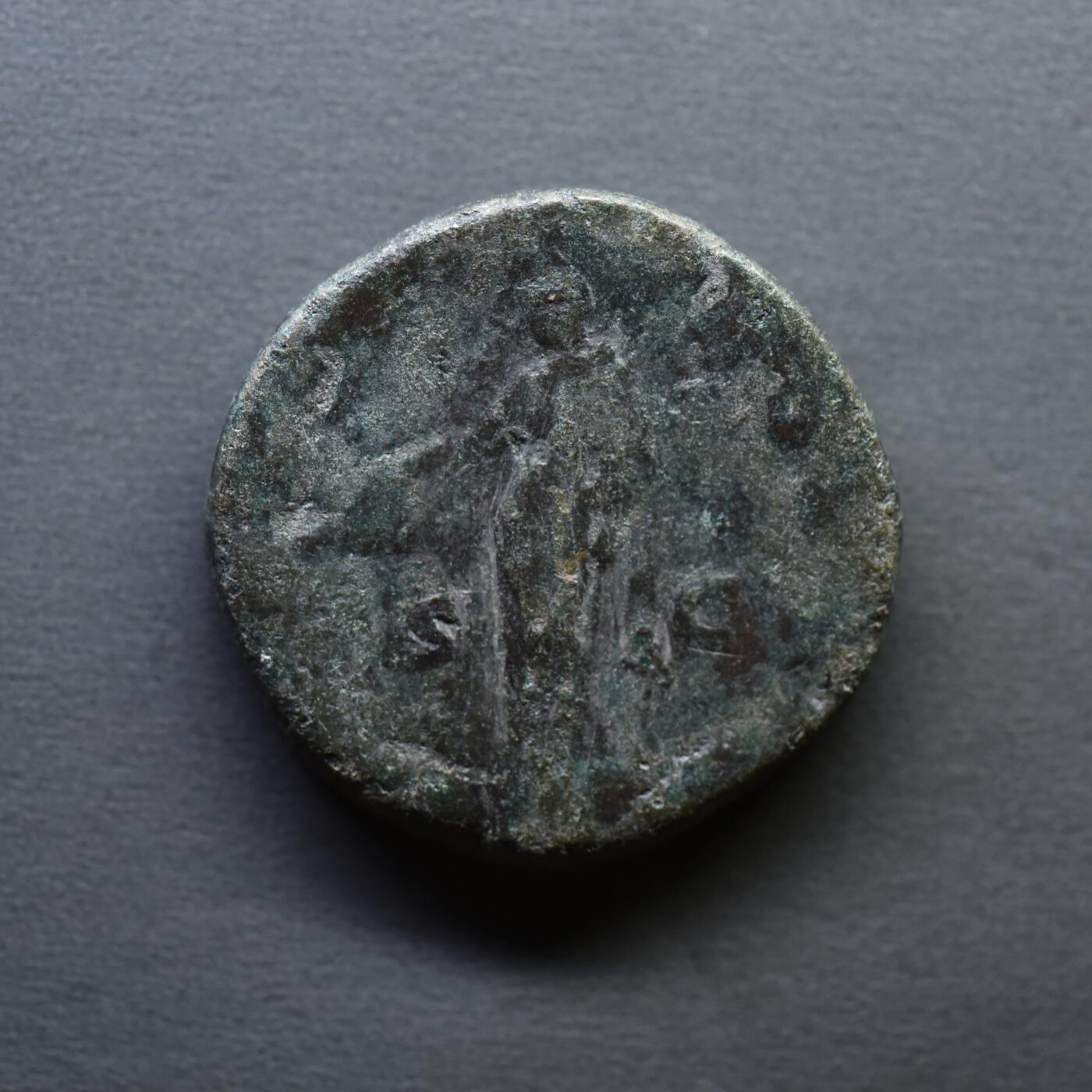 【良泉】4月16日【西方古代打制币】拍卖108件 公元143-144 年【古罗马】五贤帝——安东尼庇护，阿斯铜币，9.89克