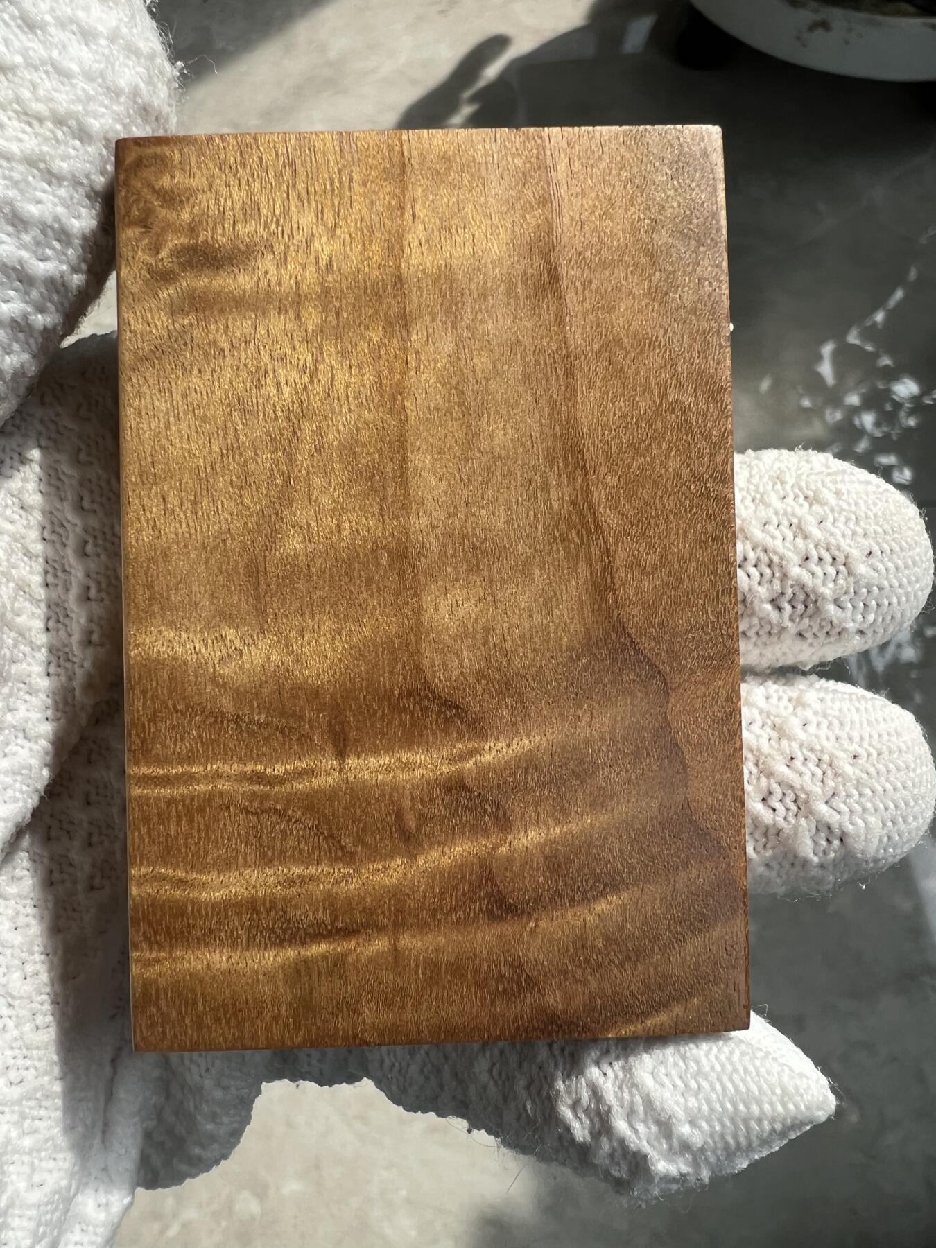 零元拍：NO7金丝楠平安无事牌，3D立体波纹。满水波香喷喷的小金砖，金光闪闪，74.5/50/22.5MM