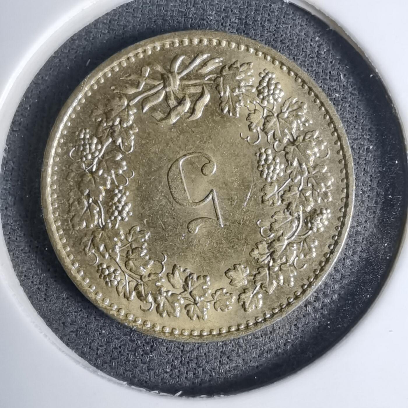 沼泽如烟--第1042场 瑞士1981年五分