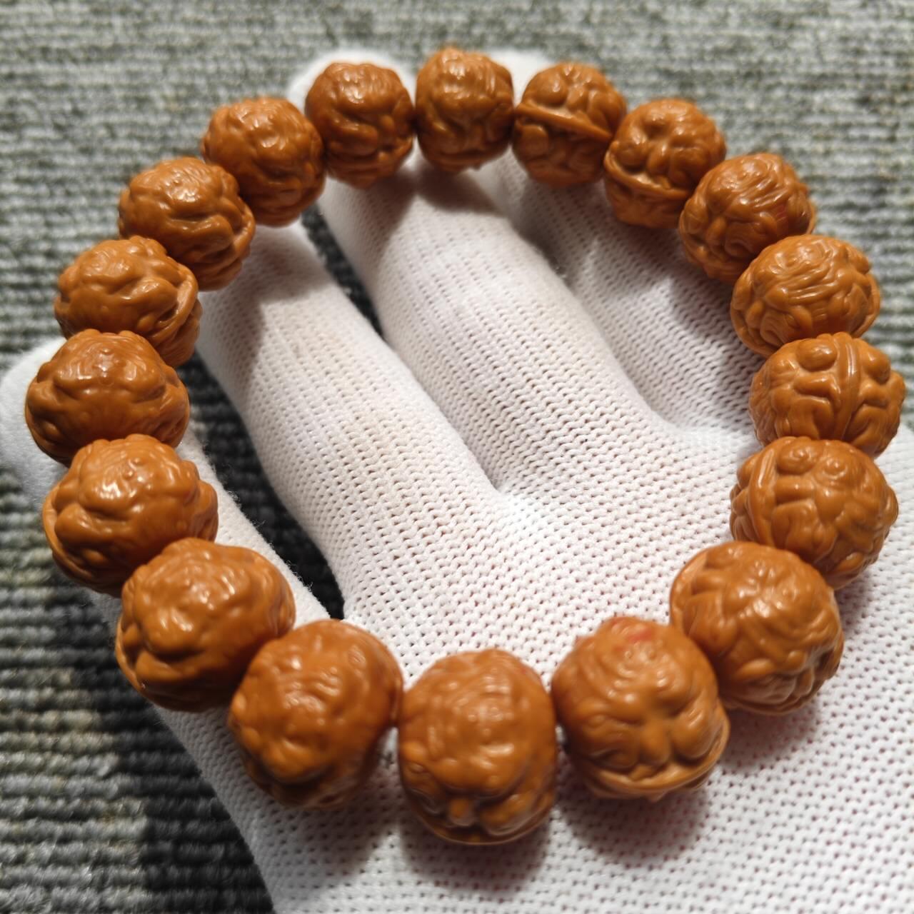 猴头雕刻蟾王手串