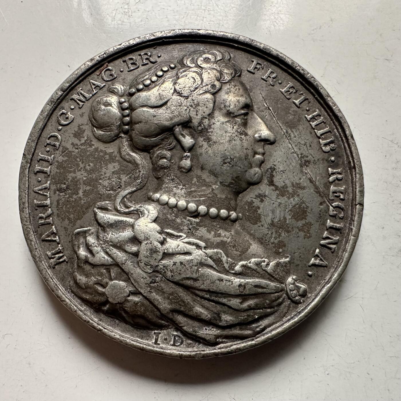 🌹外币初藏🌹🐯2026年第36场   每周二四六晚8️⃣点 接代拍 英国 19世纪初 玛丽二世（1662-1694） 历史事件 白金属纪念章 40.5毫米-29.6克