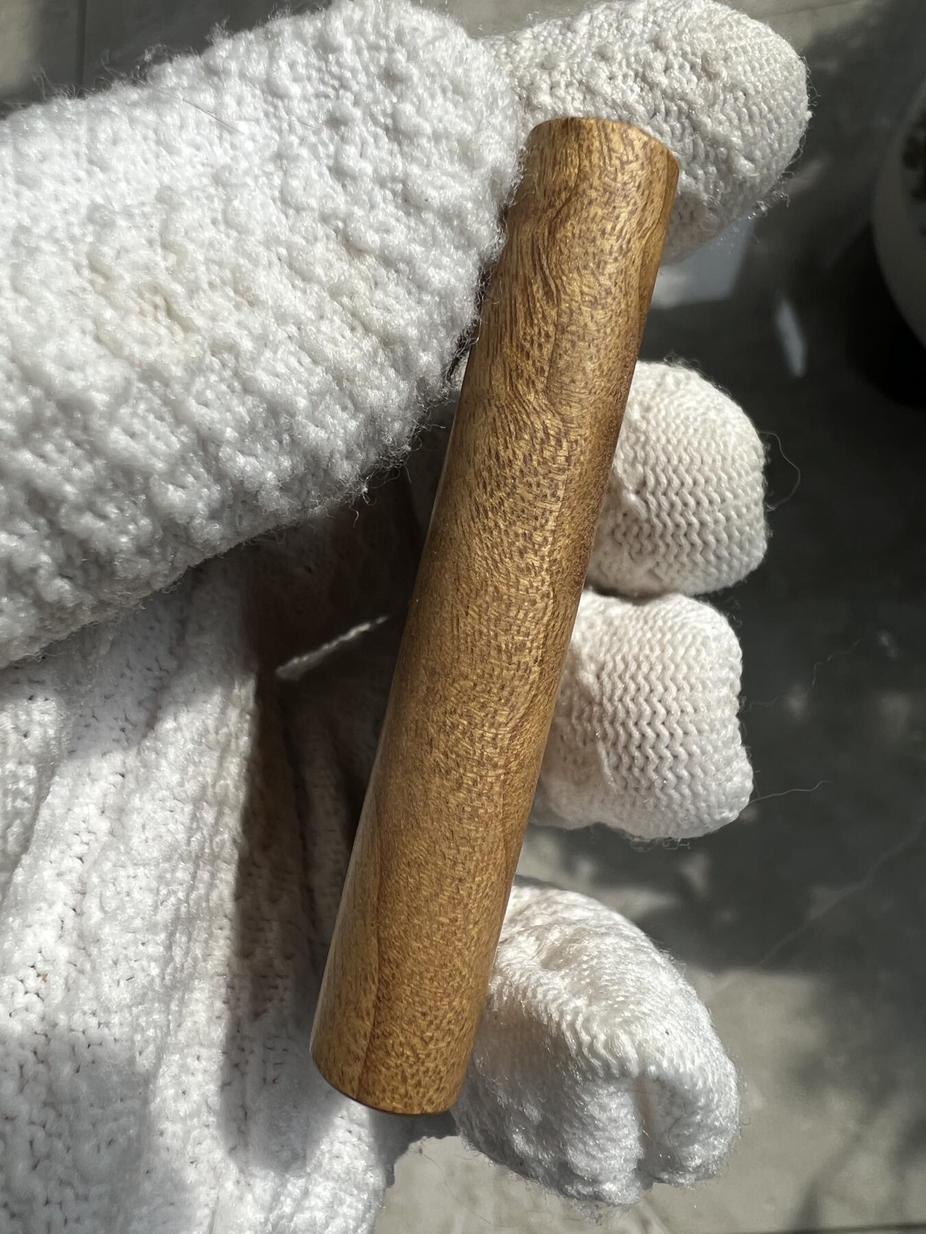 零元拍：NO12金丝楠平安无事牌，3D立体波纹。满水波香喷喷的小金砖，金光闪闪，61.5/40.5/10.5MM