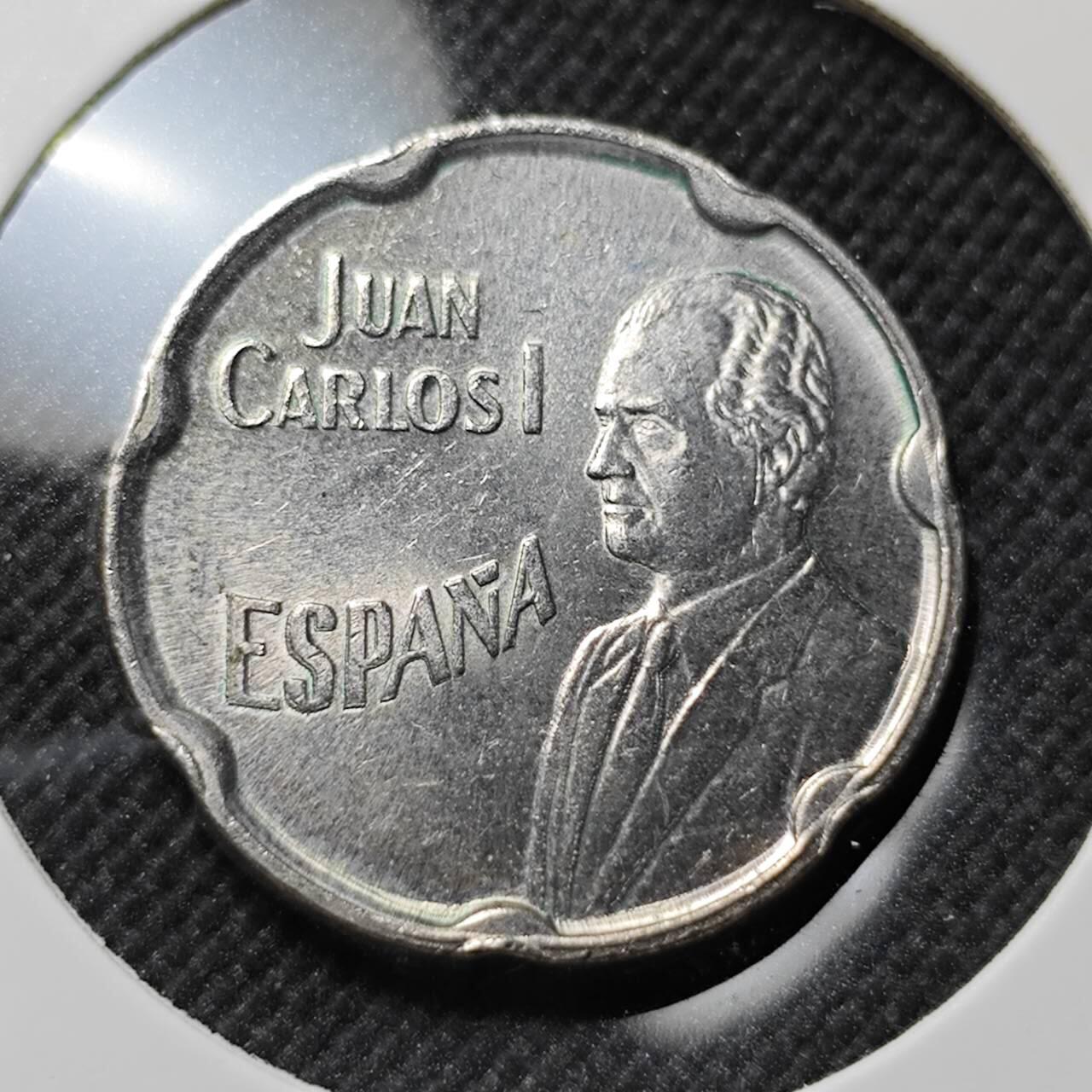 KK钱币收藏小铺  第414期 2月预留时间 周末发货 1990西班牙50比塞塔 好品纪念币