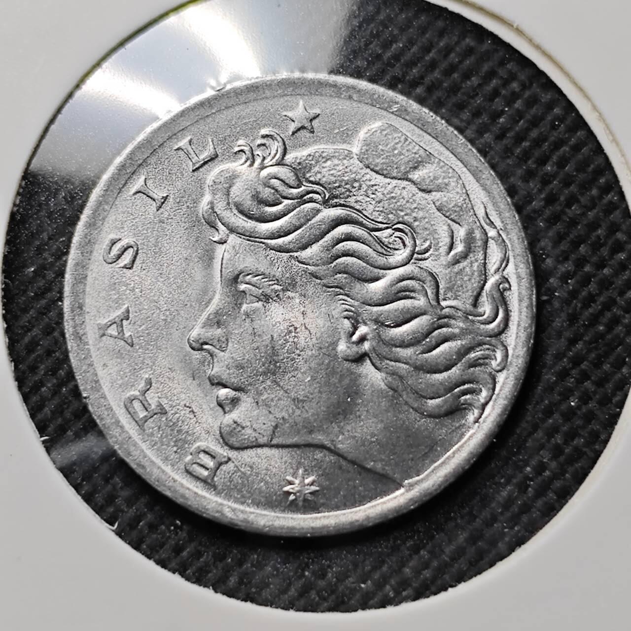 KK钱币收藏小铺  第414期 2月预留时间 周末发货 1975巴西5分 农粮纪念币