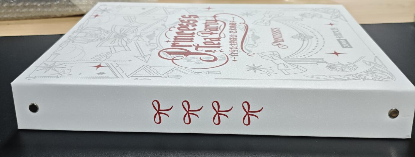 天玑星卡拍第183期《4.2周四截拍》持续收拍收评中 满赠卡需备注 卡萌文创 白雪公主的茶会 九宫卡册一本 微瑕+艺术典藏卡 292张