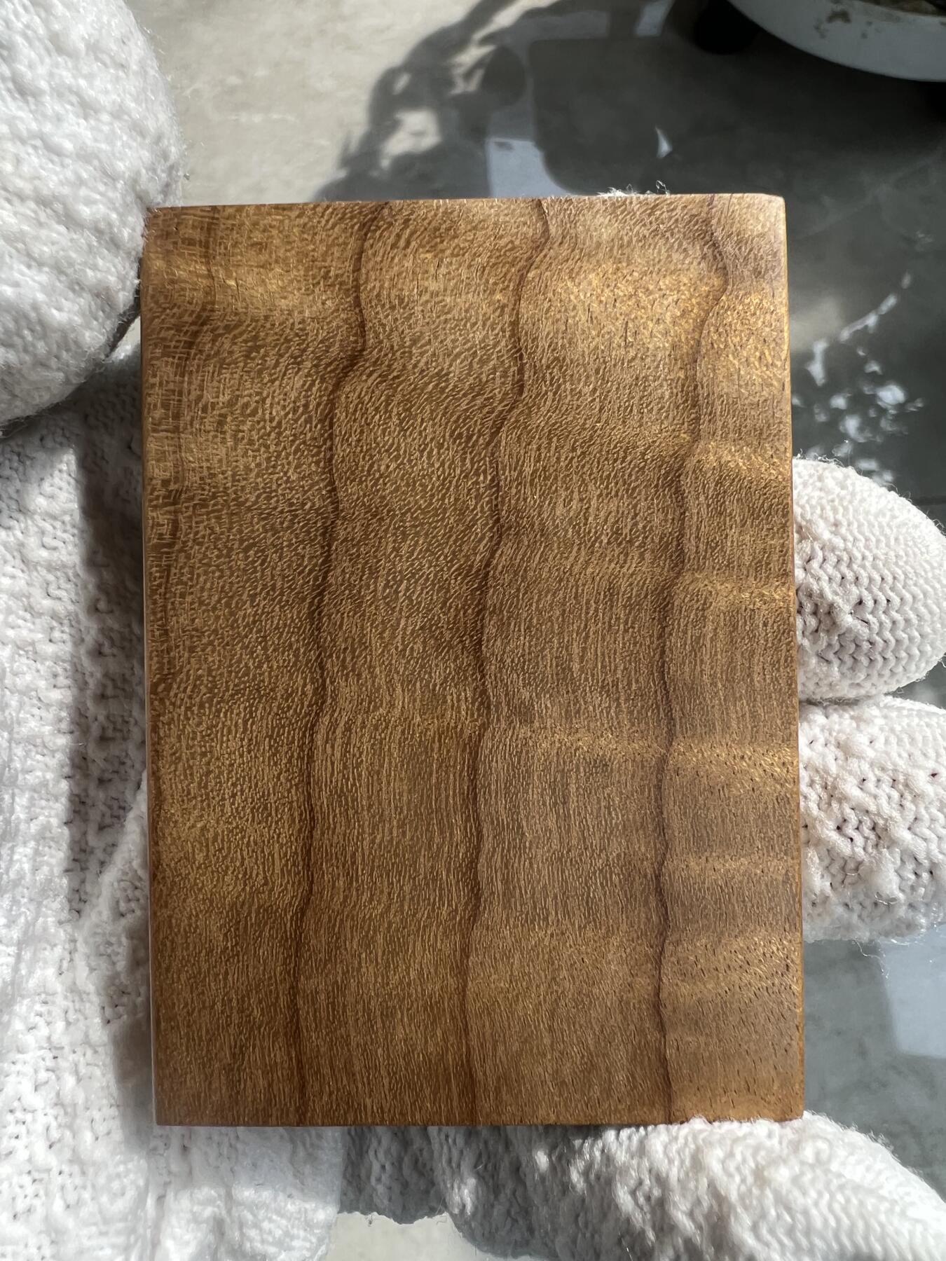 零元拍：NO10金丝楠平安无事牌，3D立体波纹。满水波香喷喷的小金砖，金光闪闪，72/51.5/15.5MM