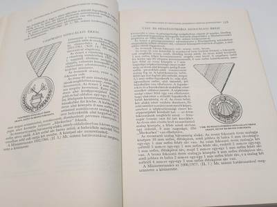南水社第5次拍卖  匈牙利人民共和国官方出版《1979年匈牙利人民共和国勋章奖章官方图鉴》