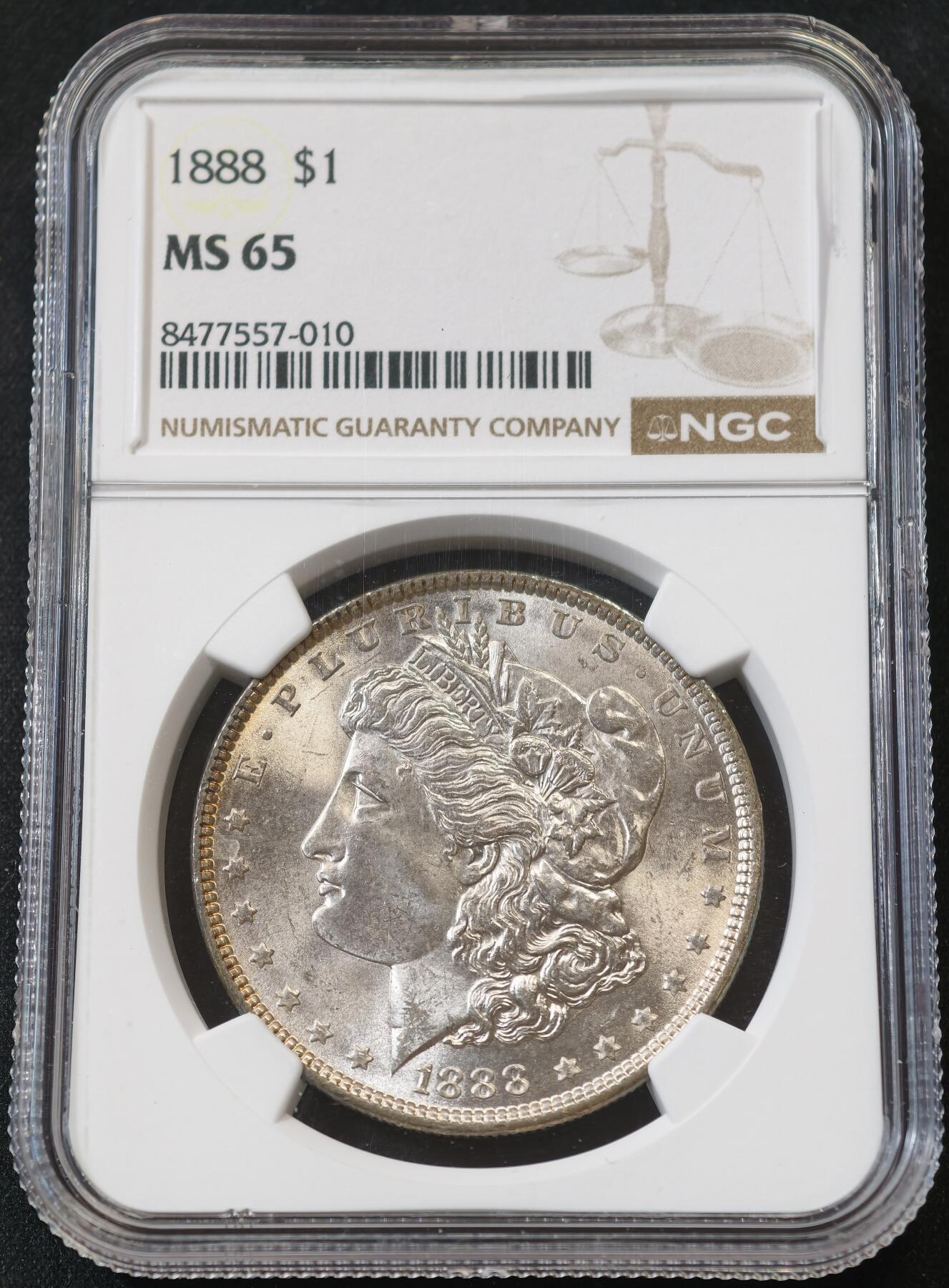 甄臻铺-世界币章拍卖（第58期），送拍享返佣金等优惠多多 NGC-MS65 美国 1888年 摩根银币 高分吉祥年