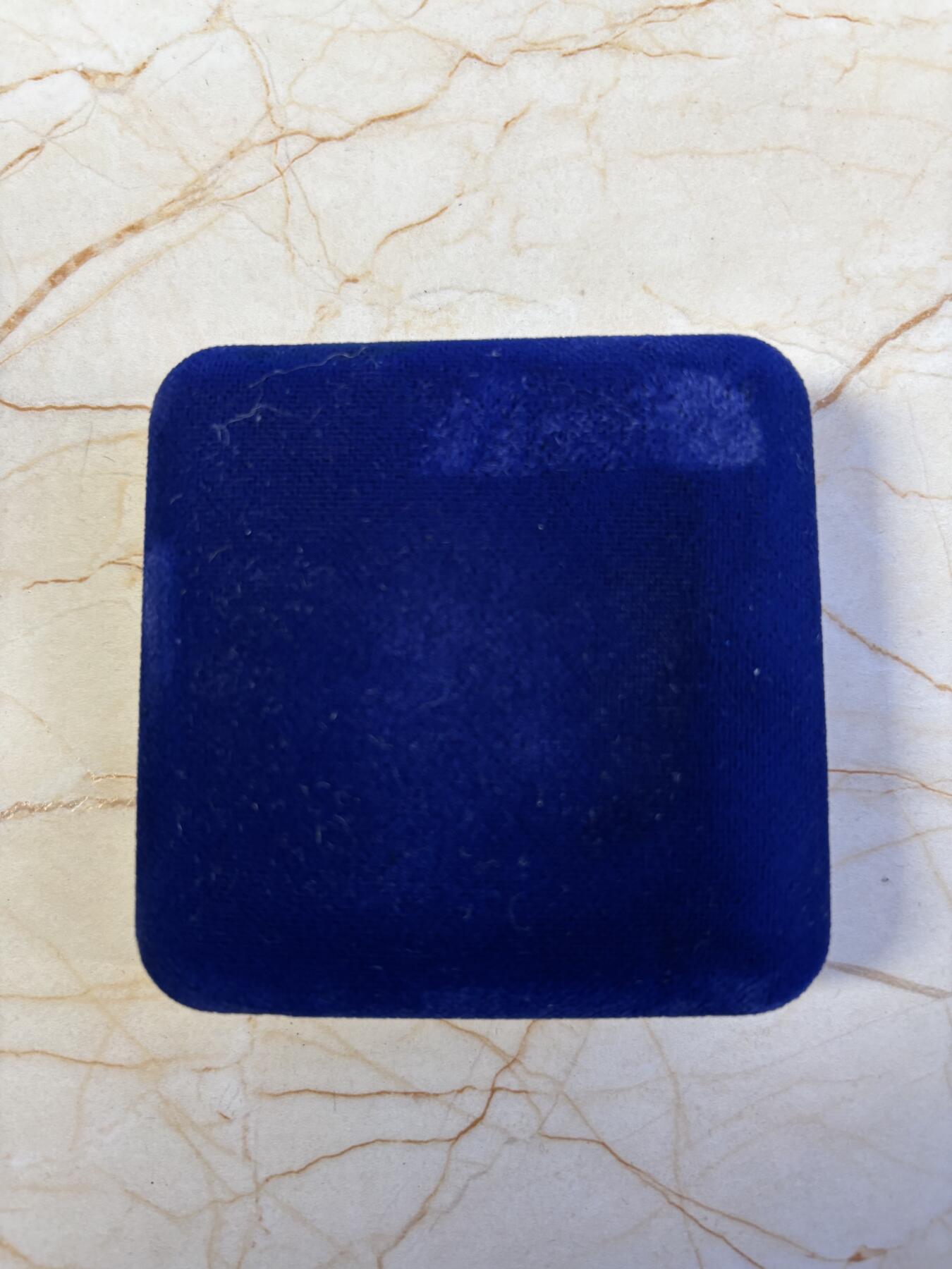 第196期拍卖 澳门1989年中国生肖系列蛇年精制纪念银币，925银，28.28克，发行3000枚，