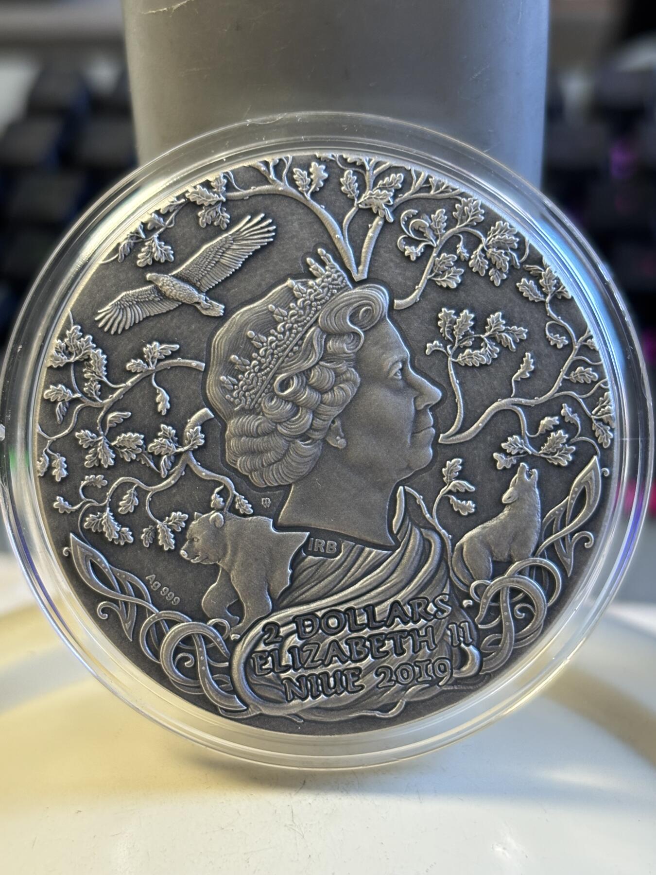 第196期拍卖 纽埃2019斯拉夫神系列2战神斯韦托维德2盎司银币，999银，发行500枚