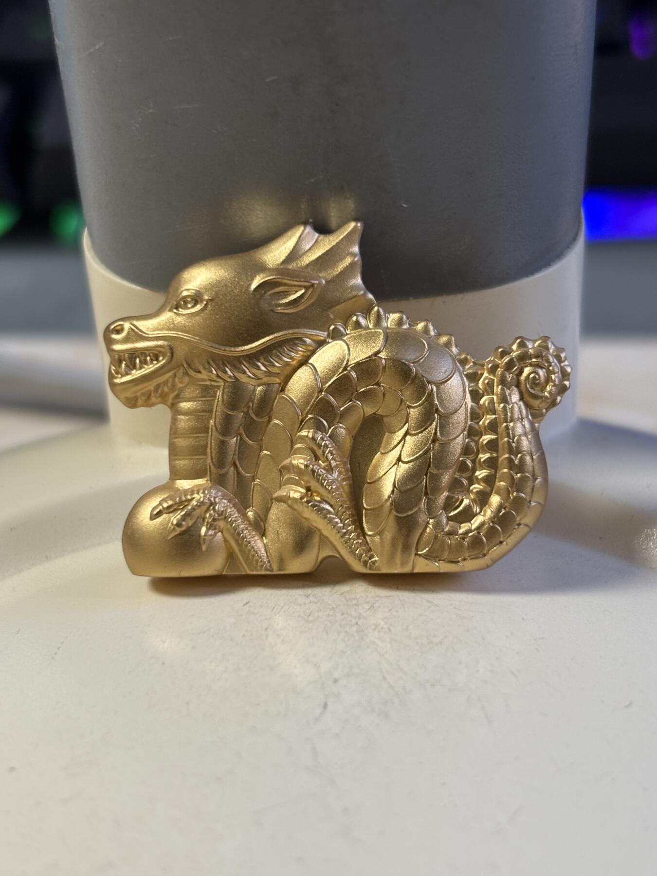 第196期拍卖 蒙古2024年中国生肖系列龙年1盎司镀金纪念银币，999银镀金，发行888枚