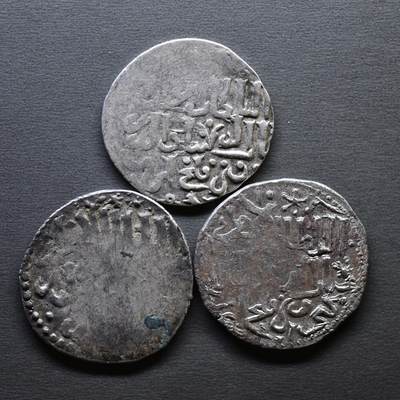 【良泉】4月16日【西方古代打制币】拍卖108件 - 公元1266-1284年【罗姆苏丹国】第尔汗银币3枚，总重8.62克