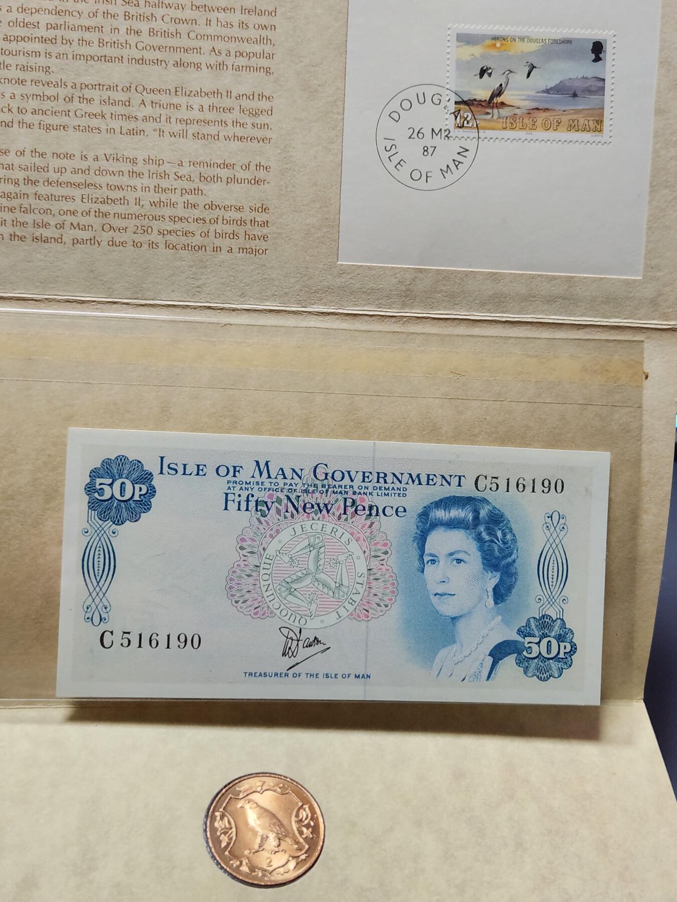 4月1号晚上8点 中外纸币自动截拍第50场 马恩岛 三合一 全新