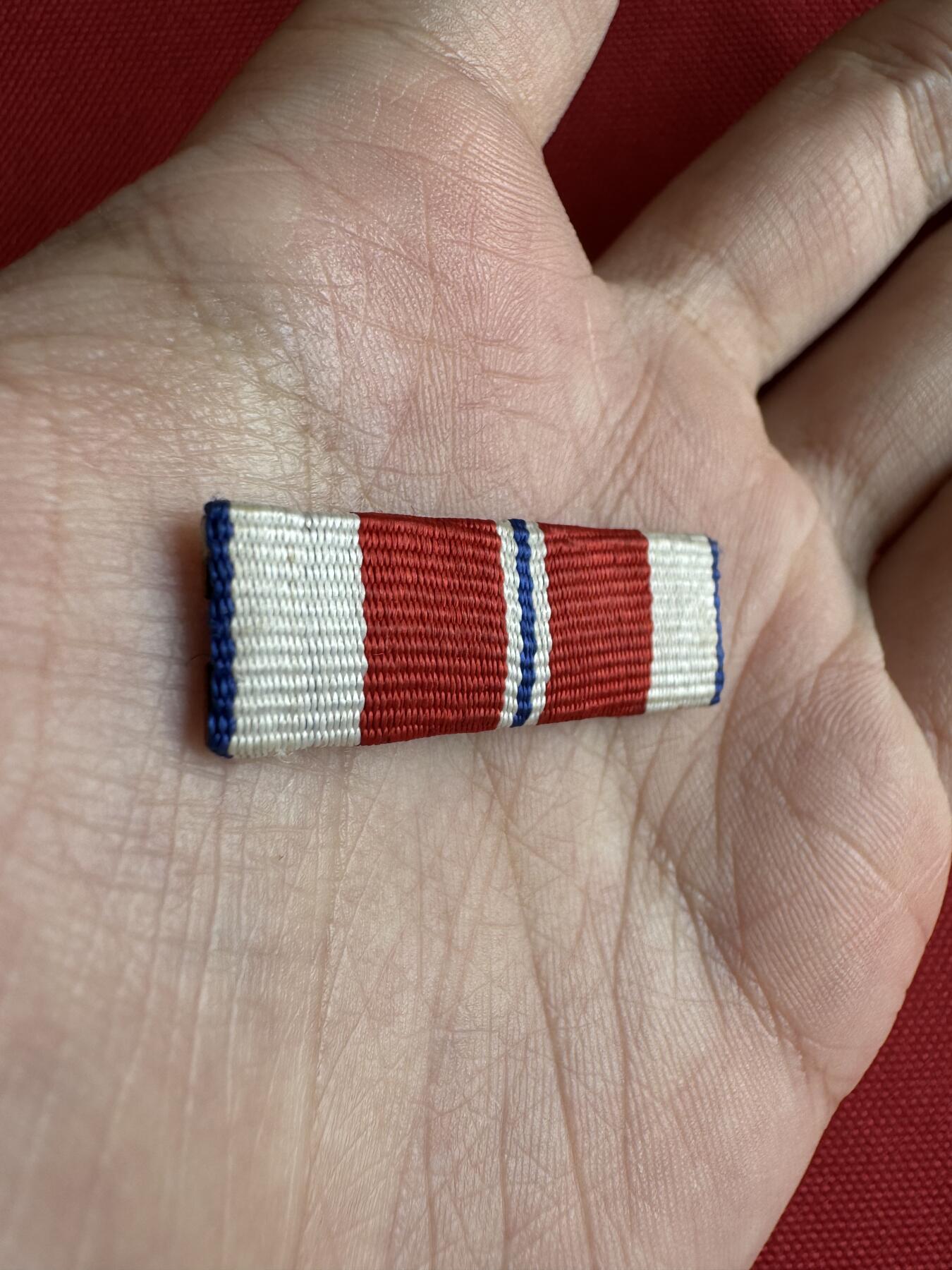 五哥徽章群   2号周四晚上八点4群联拍 略章