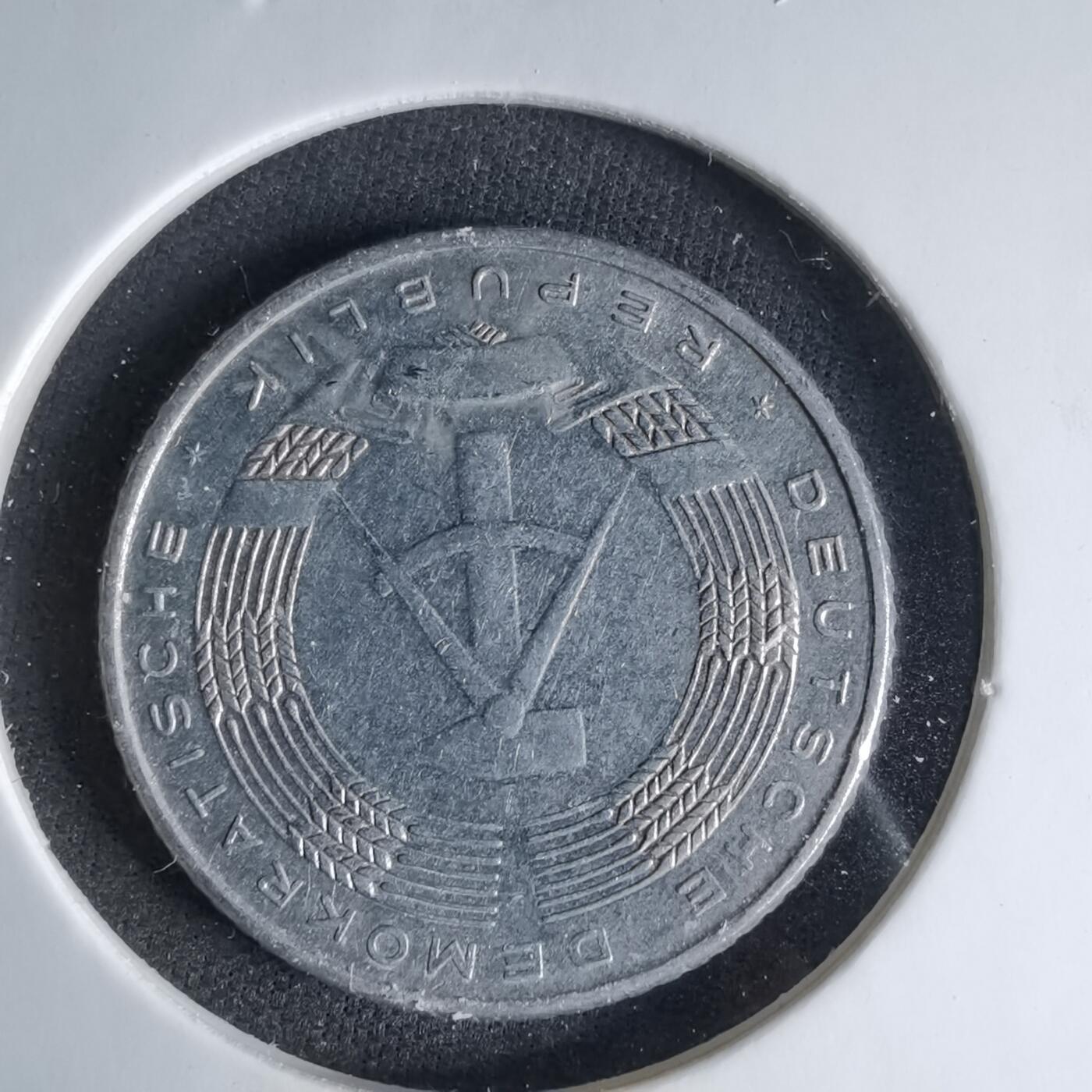 沼泽如烟--第1041场 东德1972年50芬尼