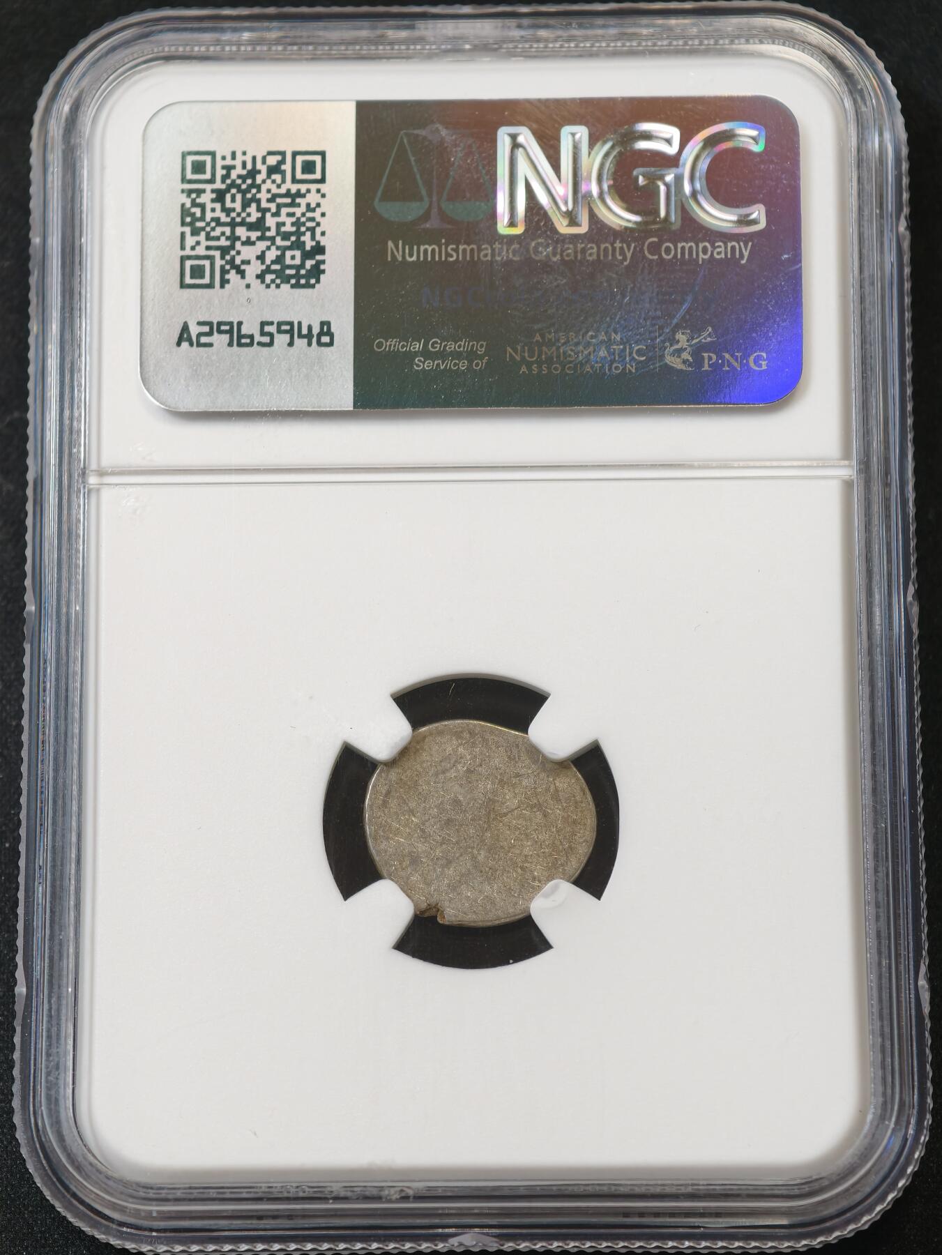 甄臻铺-世界币章拍卖（第58期），送拍享返佣金等优惠多多 NGC-AU50 柬埔寨1600-1860年HAMZA BIRD红鸟银币 2026年1月麦稀奇拍卖同款NGC AU50品相最高成交价350元，东南亚钱币收藏经典品种，币面神鸟图案清晰，原味老包浆无洗无修，存世稀少，收藏热度逐年走高，潜力十足。