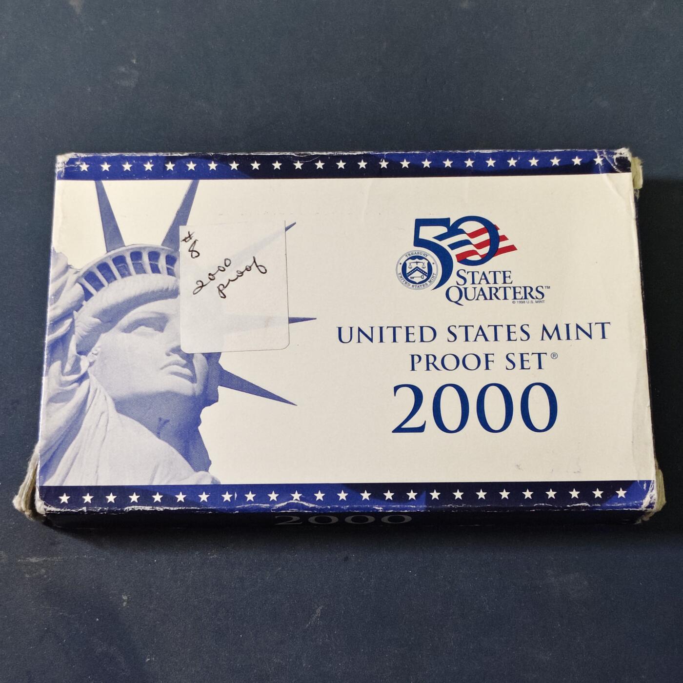 【全场包邮】纯粹捡漏拍517场 美国2000年官方封装精制套币（流通币一盒+州币一盒）-盒证全