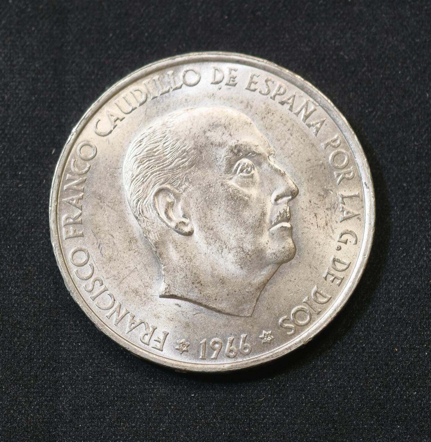 甄臻铺-世界币章拍卖（第58期），送拍享返佣金等优惠多多