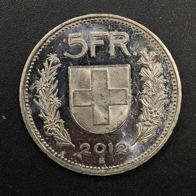  【淘币小摊】限时拍第八百八十八拍   散币套币纸币邮品场    每周一统一发货 - 瑞士2012年5法郎镍币