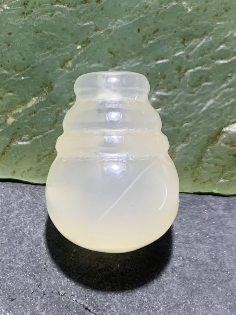 放福利！精美荔枝冻随形一体佛头三通一个，配串利器！