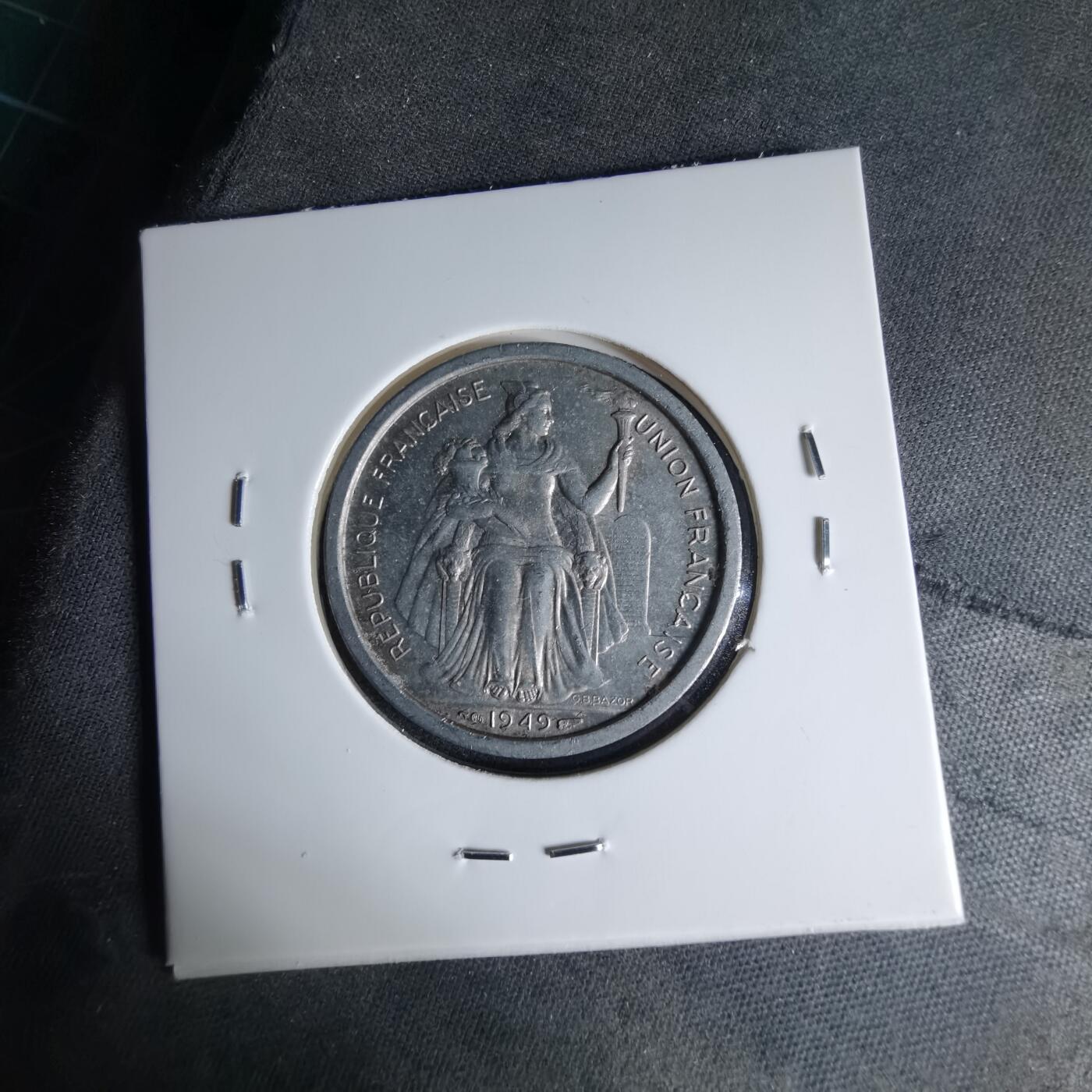 沼泽如烟--第1041场 法属新喀里多尼亚1949年2法郎