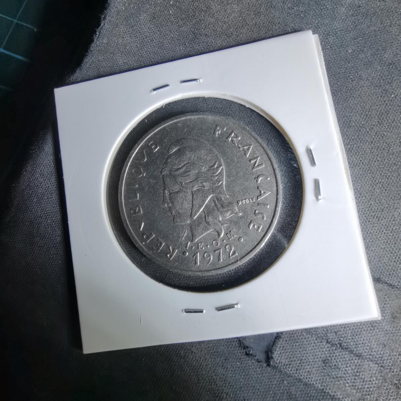 沼泽如烟--第1041场 法属新喀里多尼亚1972年20法郎