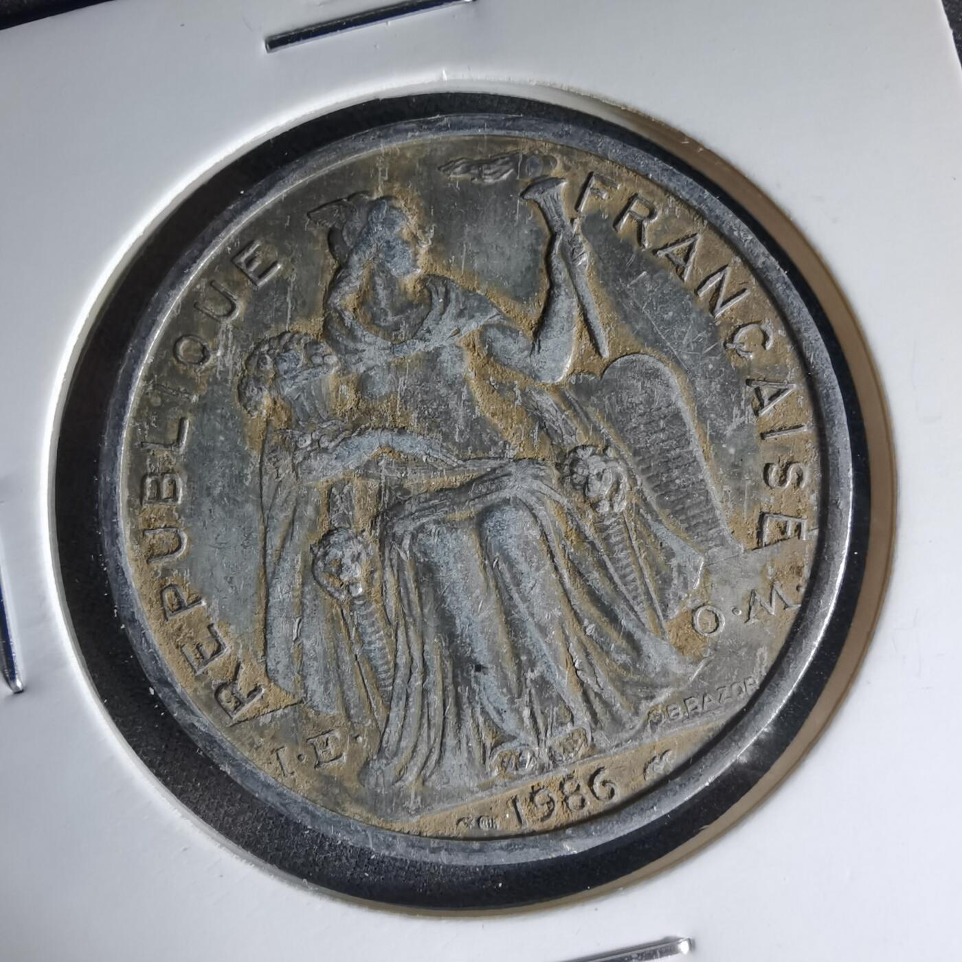 沼泽如烟--第1041场 法属新喀里多尼亚1986年5法郎