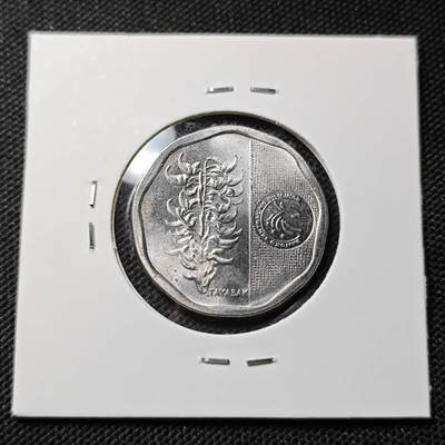 KK钱币收藏小铺  第415期 2月预留时间 周末发货 2020菲律宾5比索 少见纲目品种 波浪形边 好品