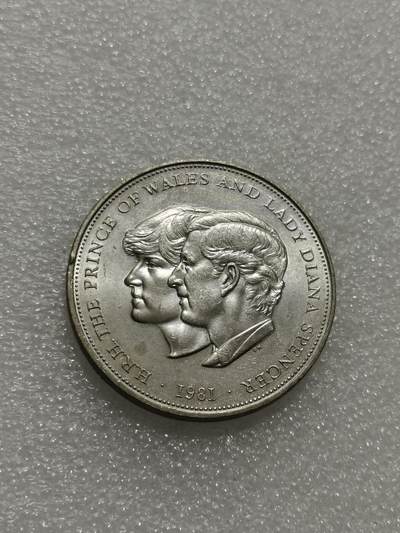 天下钱庄专场欢迎参拍 - 英国纪念币，镍币